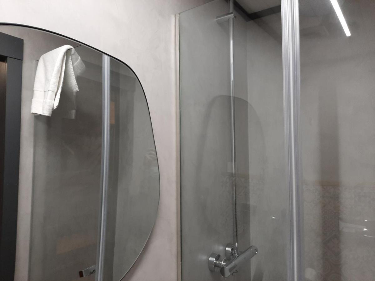 Hostal Erasmus By Gaiarooms Salamanca Buitenkant foto