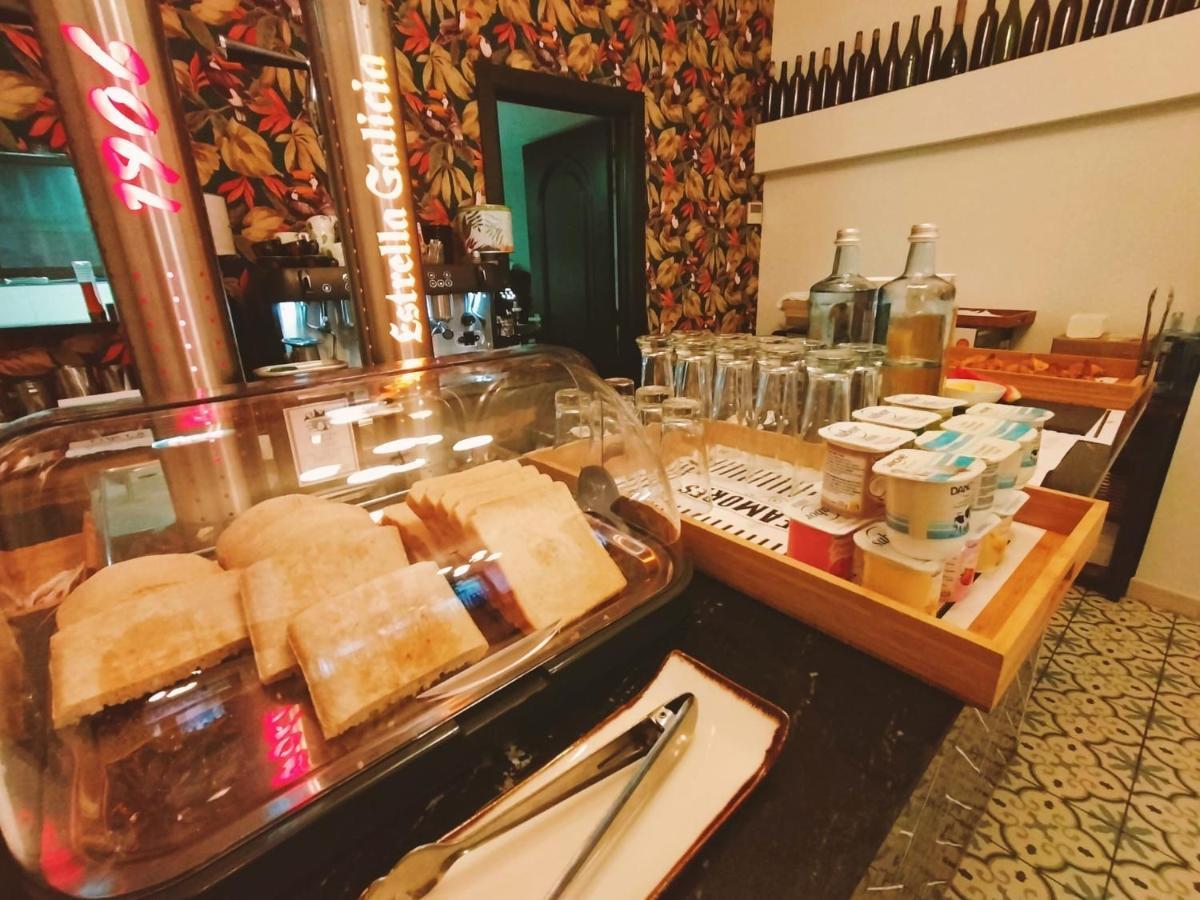 Hostal Erasmus By Gaiarooms Salamanca Buitenkant foto
