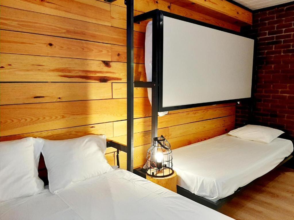 Hostal Erasmus By Gaiarooms Salamanca Buitenkant foto