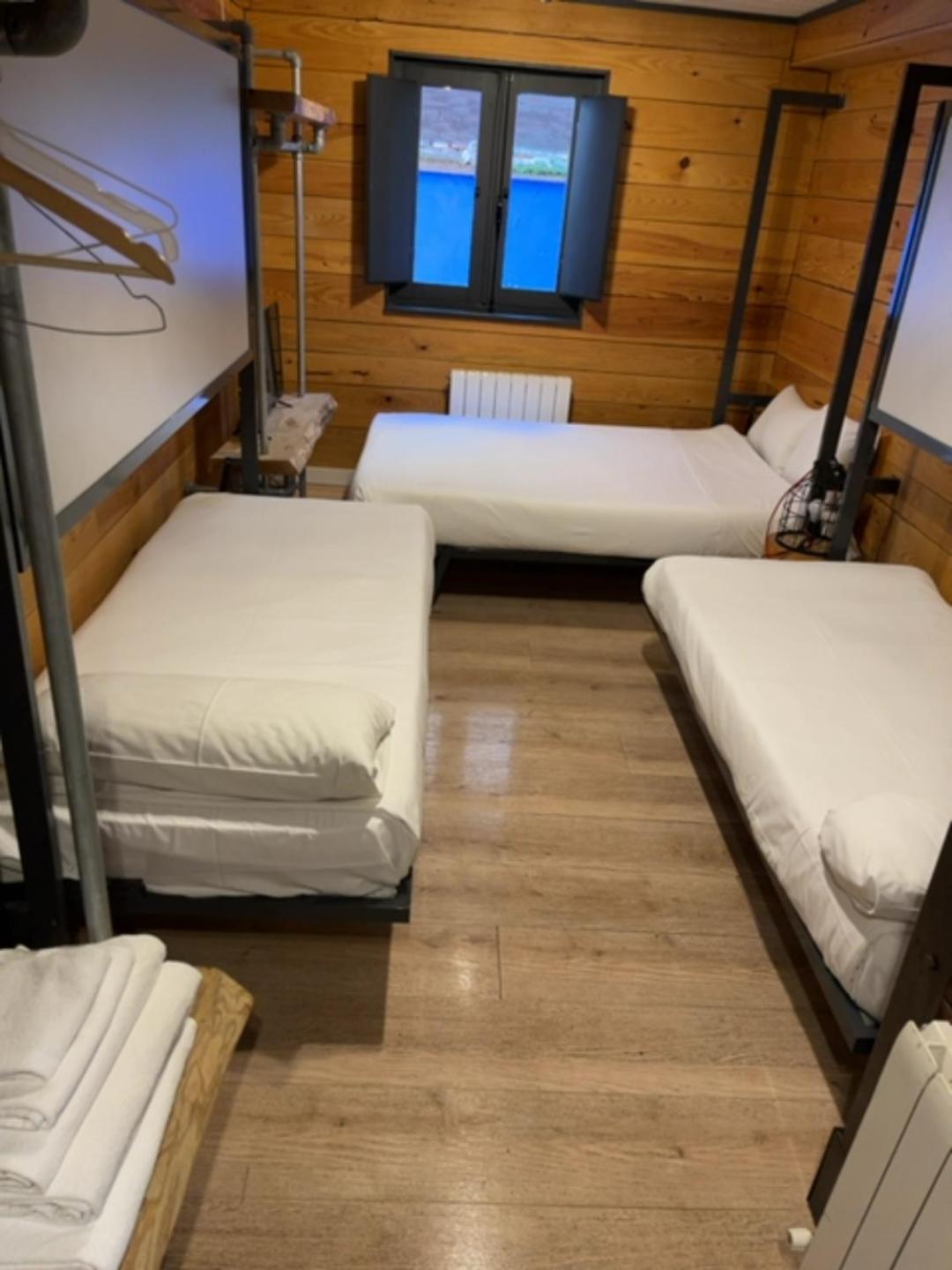 Hostal Erasmus By Gaiarooms Salamanca Buitenkant foto